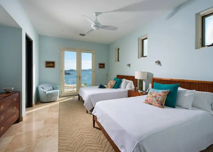 Exquisite Hilltop With Luxurious Modern Design, Sweeping Ocean Views & Sparkling Infinity Pool Playa Flamingo