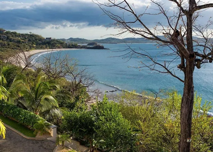 Exquisite Hilltop With Luxurious Modern Design, Sweeping Ocean Views & Sparkling Infinity Pool * Playa Flamingo